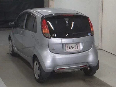 Mitsubishi I