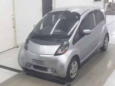 Mitsubishi I