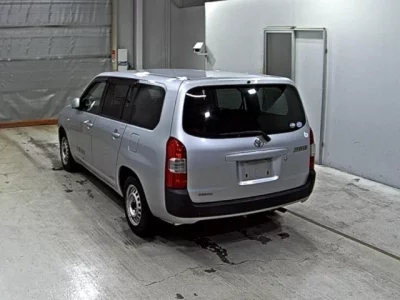 Toyota SUCCEED