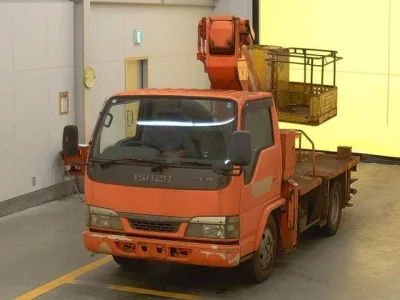 Isuzu ELF