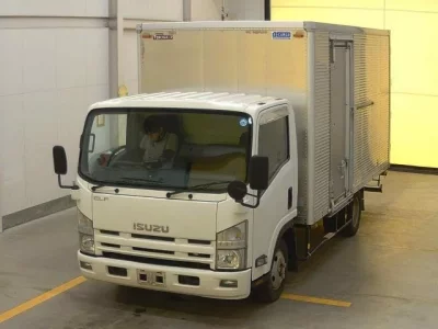 Isuzu ELF