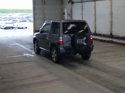 Nissan KIX