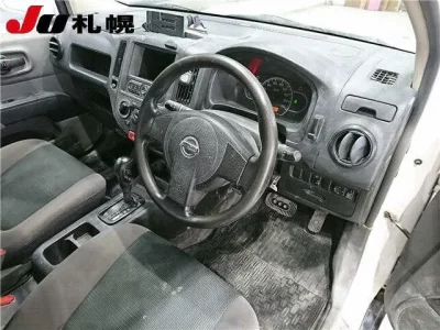 Nissan AD