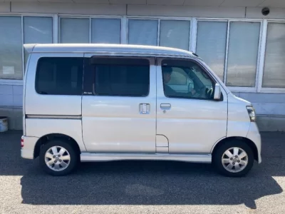 Daihatsu Atrai Wagon