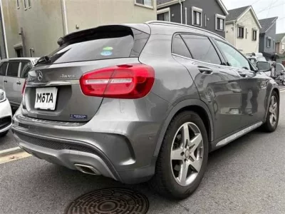 Mercedes-Benz GLA CLASS