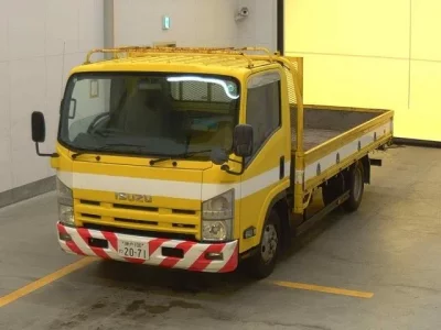 Isuzu ELF