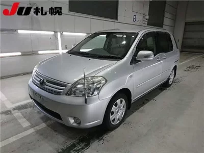Toyota RAUM