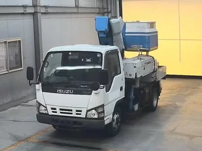 Isuzu ELF