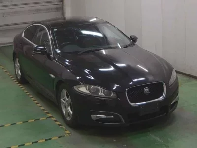 Jaguar XF SERIES
