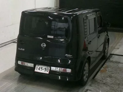 Nissan CUBE