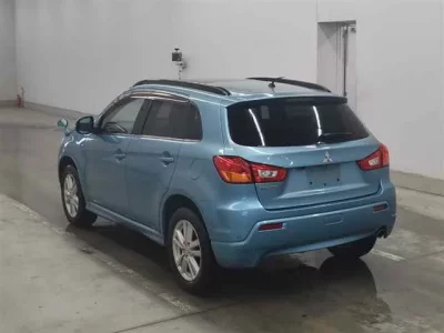Mitsubishi RVR