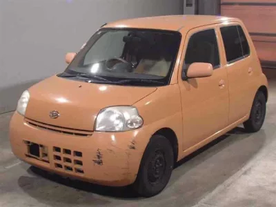 Daihatsu Esse