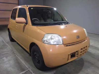 Daihatsu Esse