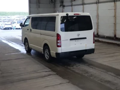 Toyota REGIUS ACE VAN
