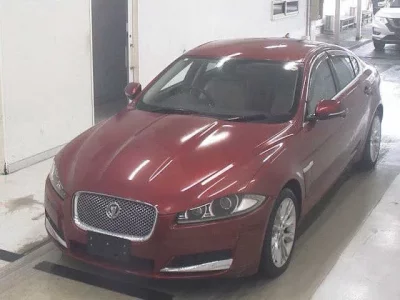 Jaguar XF SERIES