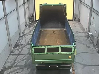 Isuzu TRUCK