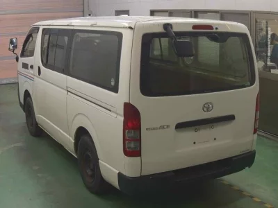 Toyota REGIUS ACE VAN