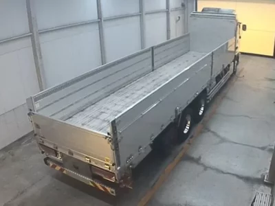 Isuzu TRUCK