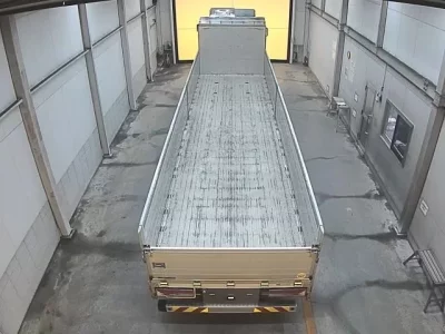Isuzu TRUCK