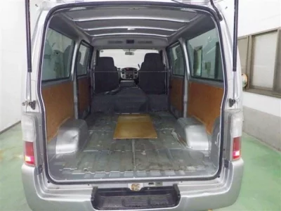 Nissan CARAVAN VAN