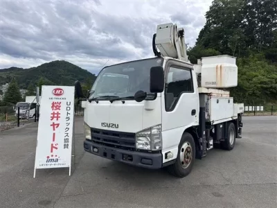 Isuzu ELF