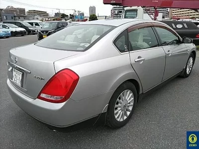 Nissan TEANA