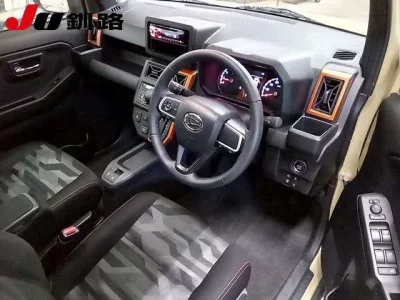Daihatsu TAFT