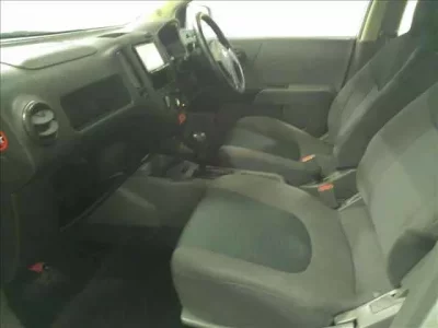 Nissan AD