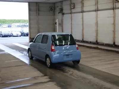 Daihatsu Esse
