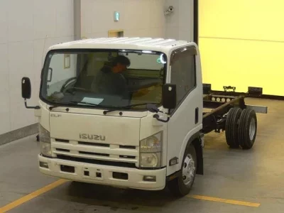 Isuzu ELF