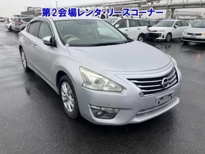 Nissan TEANA