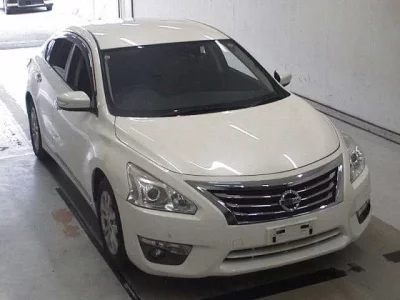 Nissan TEANA