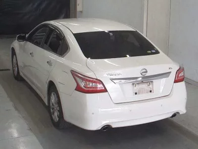 Nissan TEANA