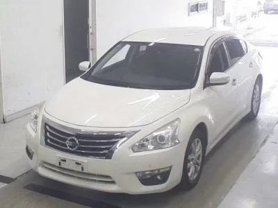 Nissan TEANA