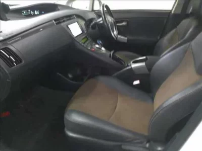 Toyota PRIUS PHV