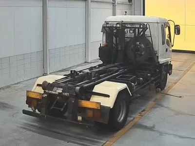 Isuzu FORWARD