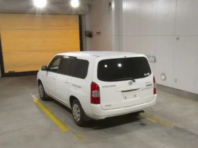 Toyota SUCCEED