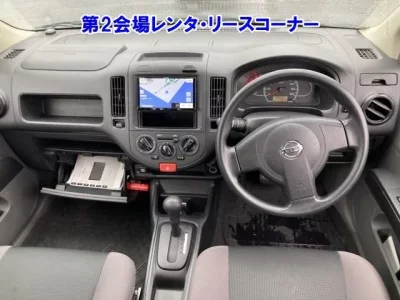 Nissan AD