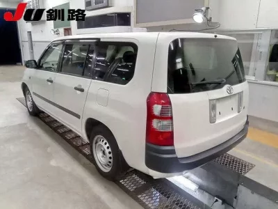 Toyota SUCCEED