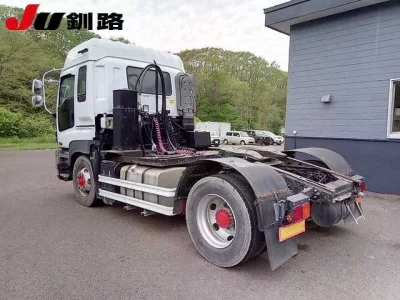Isuzu TRUCK