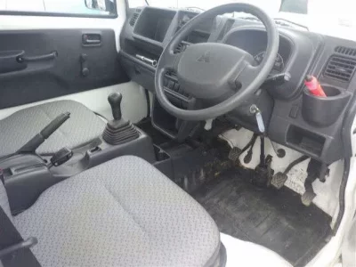 Mitsubishi MINICAB TRUCK