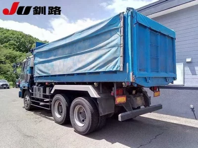 Isuzu TRUCK