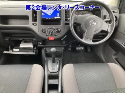 Nissan AD