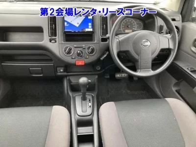 Nissan AD