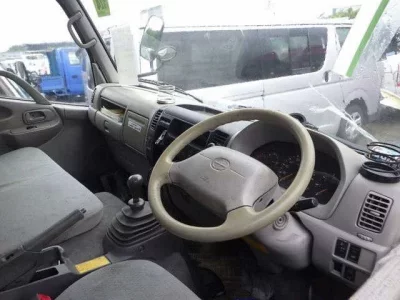 Hino DUTRO