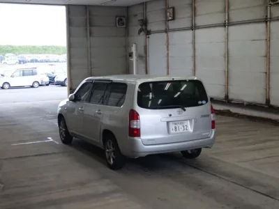 Toyota SUCCEED