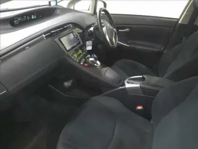 Toyota PRIUS PHV
