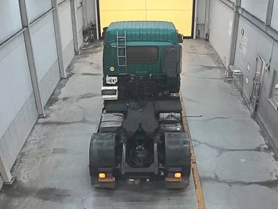 Isuzu TRUCK