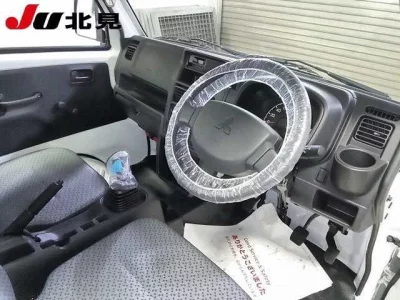Mitsubishi MINICAB TRUCK