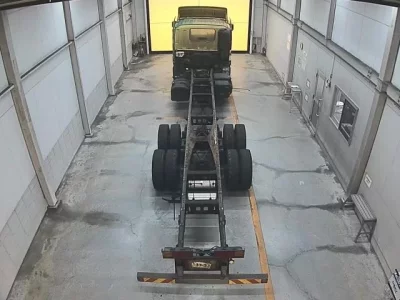 Isuzu TRUCK
